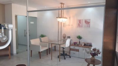 Dra Elyadna Britto Odontologia e Estética Avançada foto 3