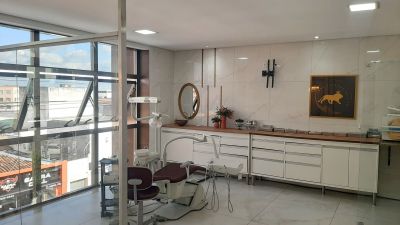 Dra Elyadna Britto Odontologia e Estética Avançada foto 1