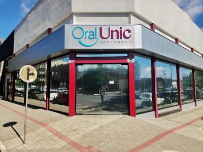 "Oral Unic Implantes - Dentista Francisco Beltrão"
